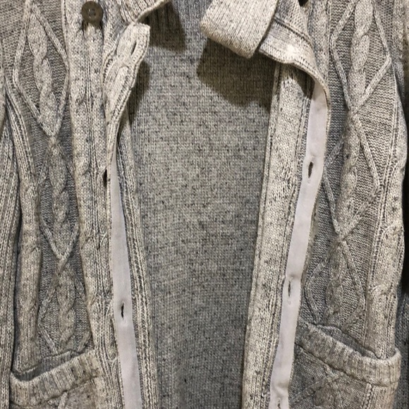 NWT GAP BUTTON UP SWEATER.  MEN’s MED GREY - Picture 5 of 6